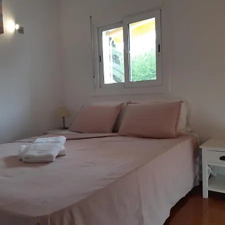 Corcega Palm Beach - Piscina Y Jardin * Salou